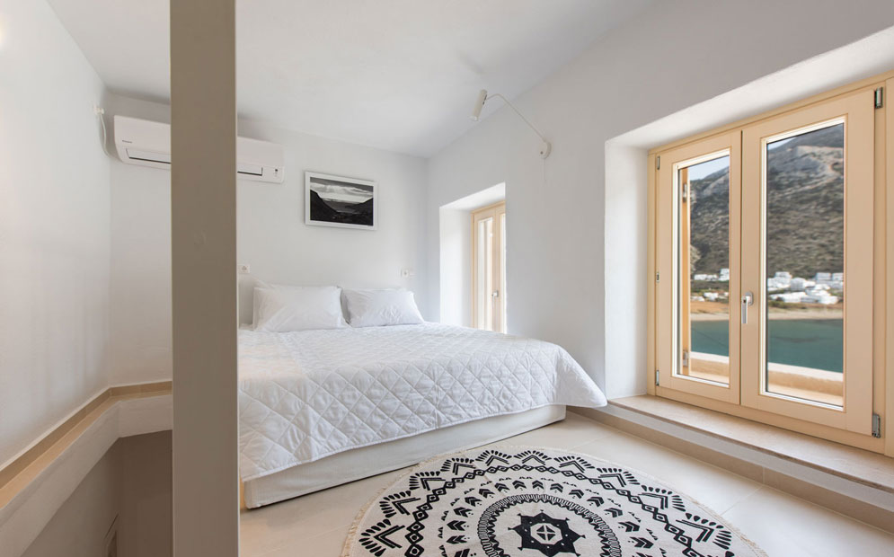 Petra 1 - Μεγάλο υπνοδωμάτιο με διπλό κρεβάτι